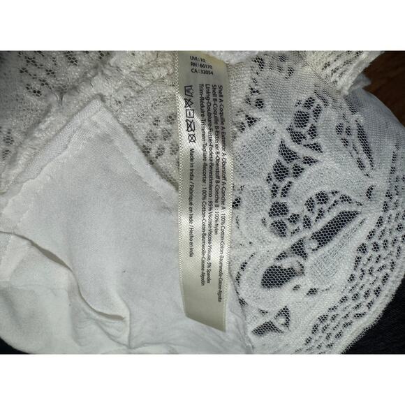 Free People One Ivory Lace Bralette – Adjustable Straps, Smocked Back Size Small - Picture 7 of 7